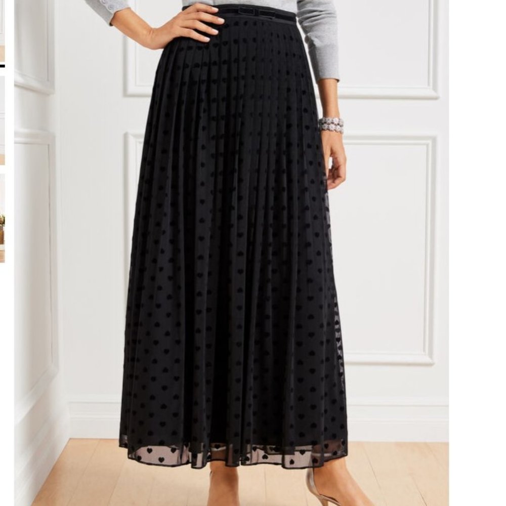 Talbots Flocked Hearts Mesh Maxi Skirt- Black- Size 6 - NWT